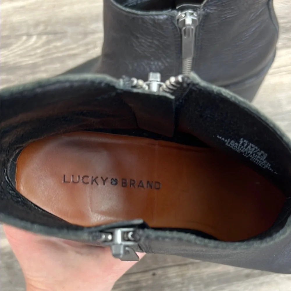 Lucky Brand Black walba Ankle Boots with Chunky Heel and Side Zipper